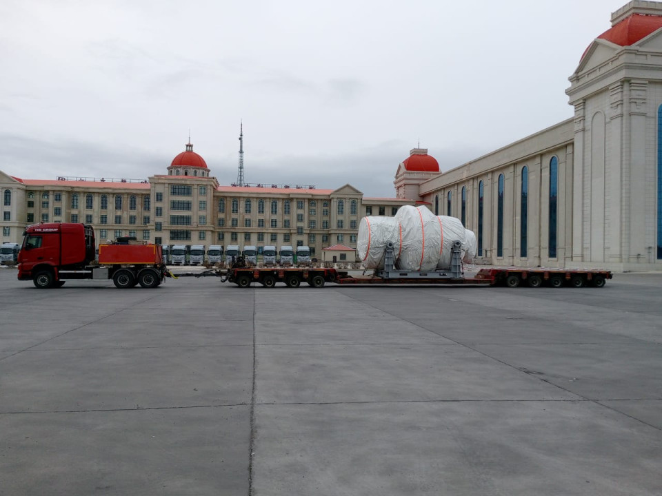 Transportation of oversized cargo