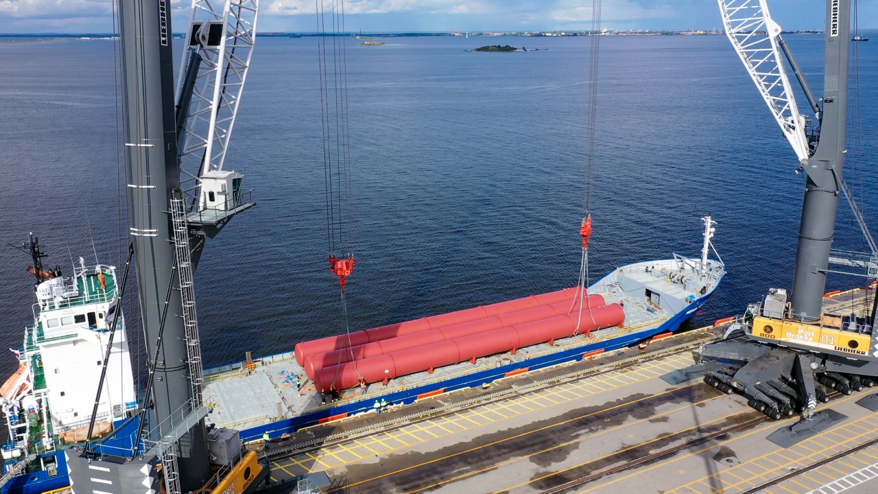 Logistics of project cargoes
