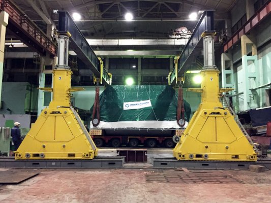 Cargo handling 5