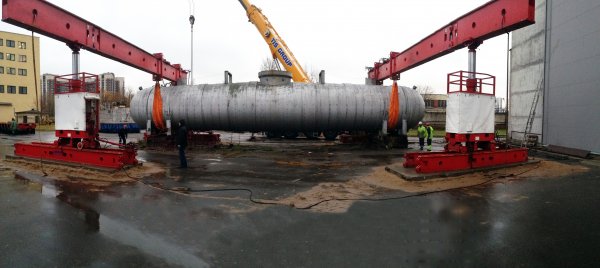 Cargo handling 1